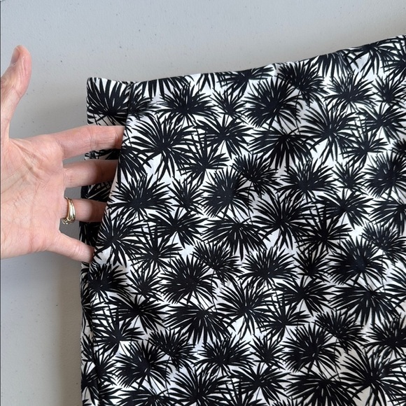 MICHAEL Michael Kors Golf Skirt Skort Shorts Floral - Picture 7 of 16